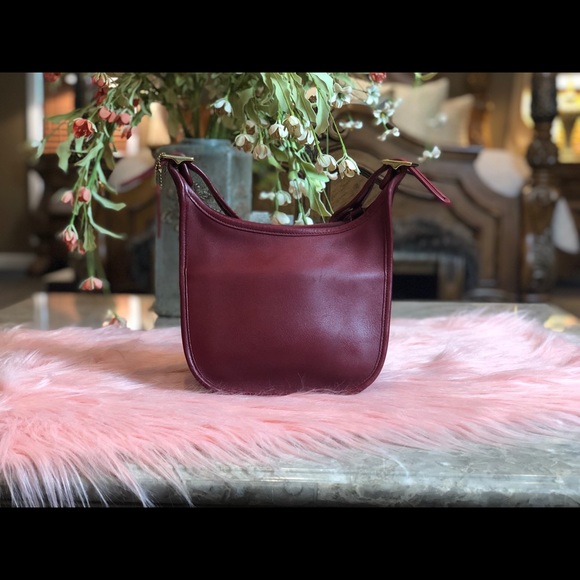Coach Handbags - Coach Vintage Legacy Janice Red Leather Crossbody